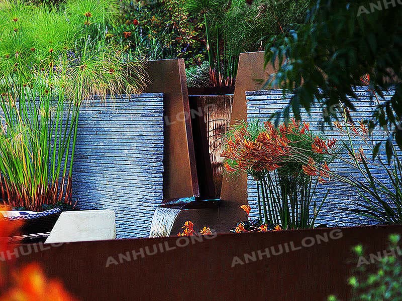 Front Yard WaterFeature For Garden Design Canada